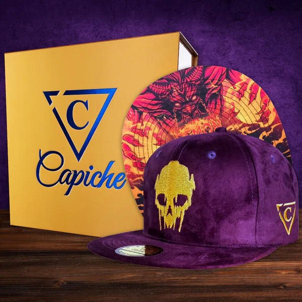 Capiche Demon Snapback - Lila Wildleder & Goldfaden