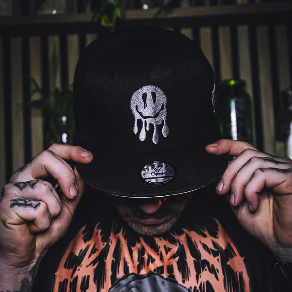 Capiche Wall Drawing Snapback - Black